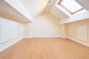 Photo 30- click for photo gallery